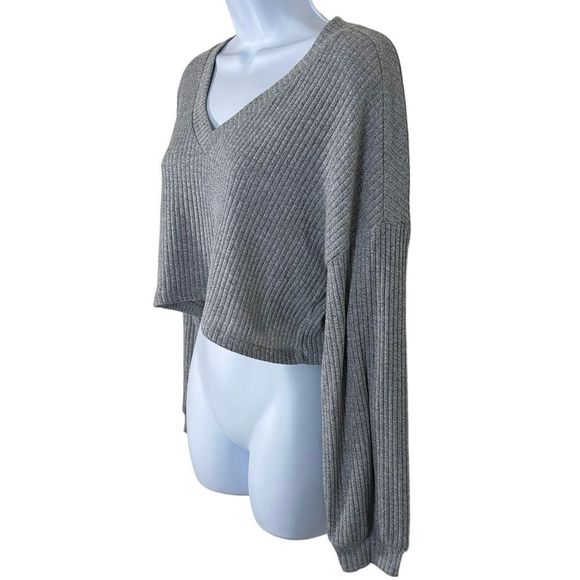 Gray Cropped Women’s Ribbed V-neck Sweater Size Small Shein - Picture 3 of 6